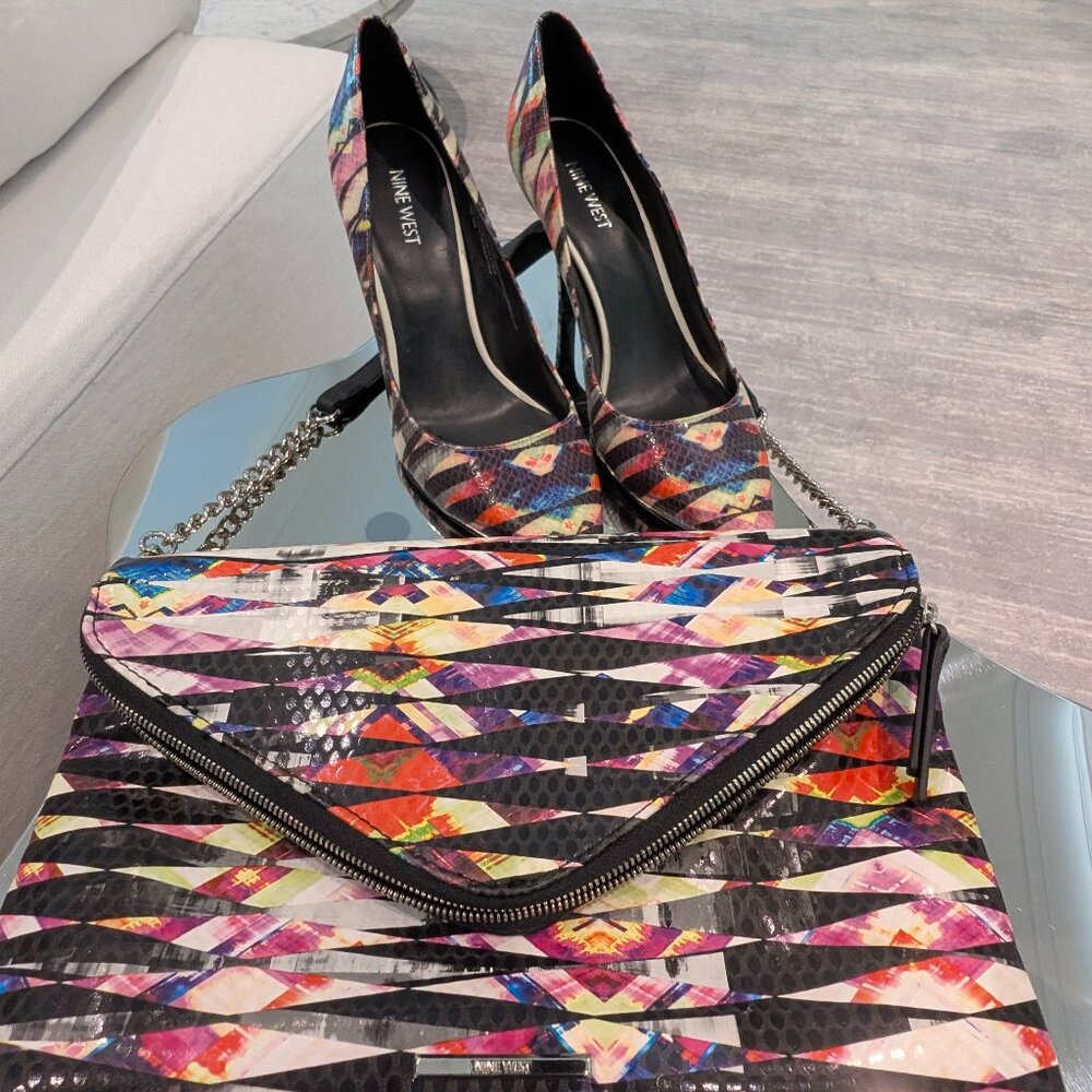 Nine West Multicolored striped clutch bag with matching heels